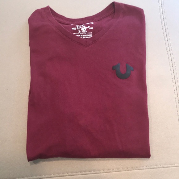 maroon true religion shirt